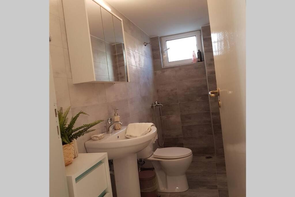 Ellis With Private Entrance And Veranda Apartament Chania (Crete)