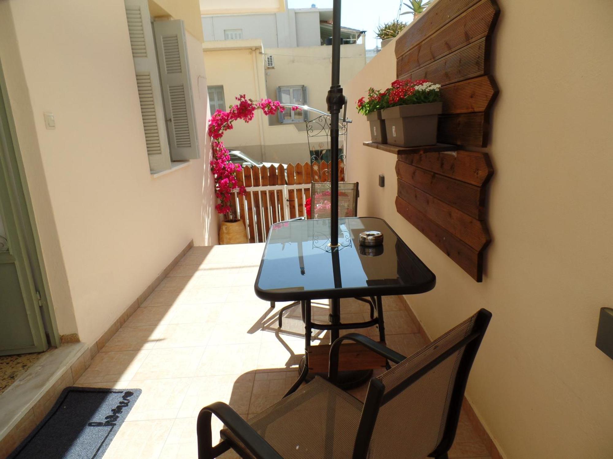 Ellis With Private Entrance And Veranda Apartament Chania (Crete)